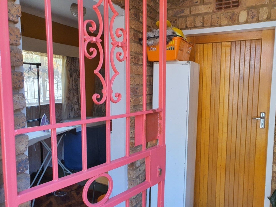 3 Bedroom Property for Sale in Lenasia South Gauteng