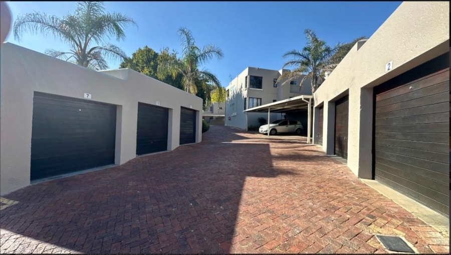 2 Bedroom Property for Sale in Bassonia Gauteng