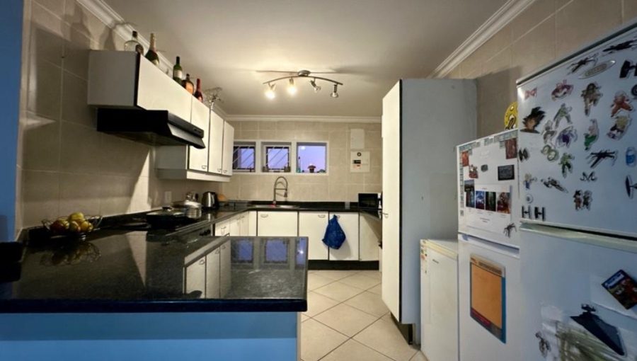 2 Bedroom Property for Sale in Bassonia Gauteng