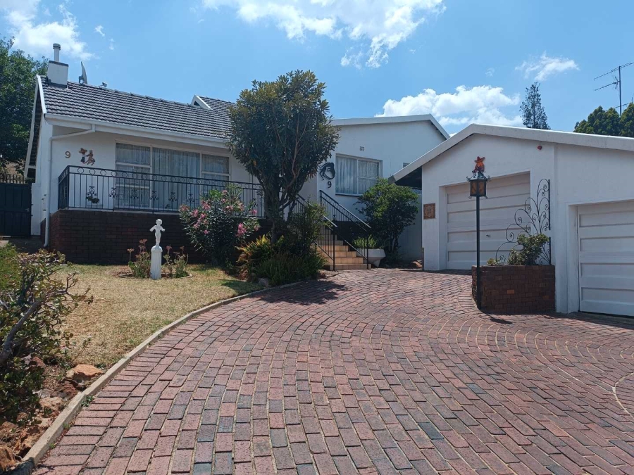 3 Bedroom Property for Sale in Gillview Gauteng