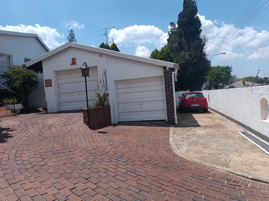 3 Bedroom Property for Sale in Gillview Gauteng