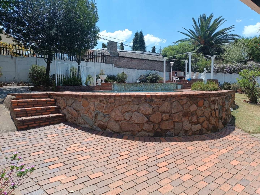 3 Bedroom Property for Sale in Gillview Gauteng