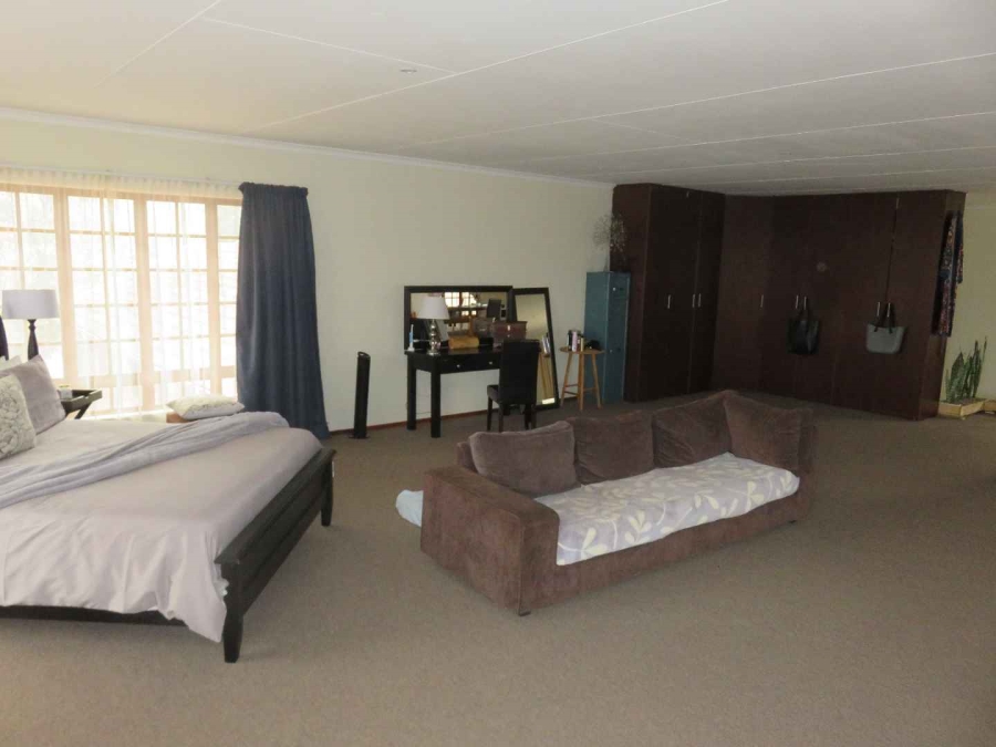 4 Bedroom Property for Sale in Welgedacht Gauteng