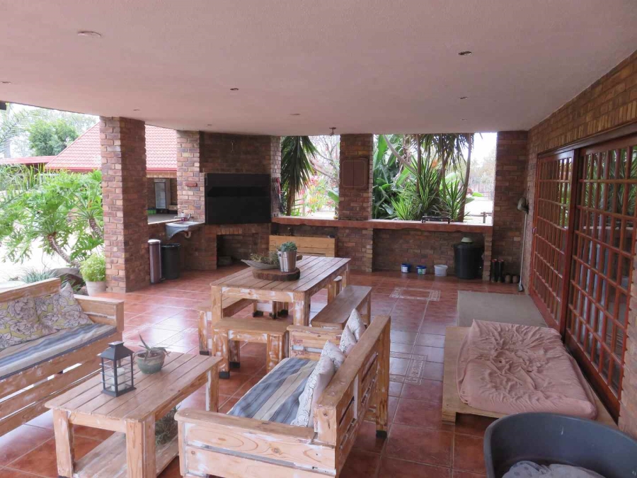 4 Bedroom Property for Sale in Welgedacht Gauteng