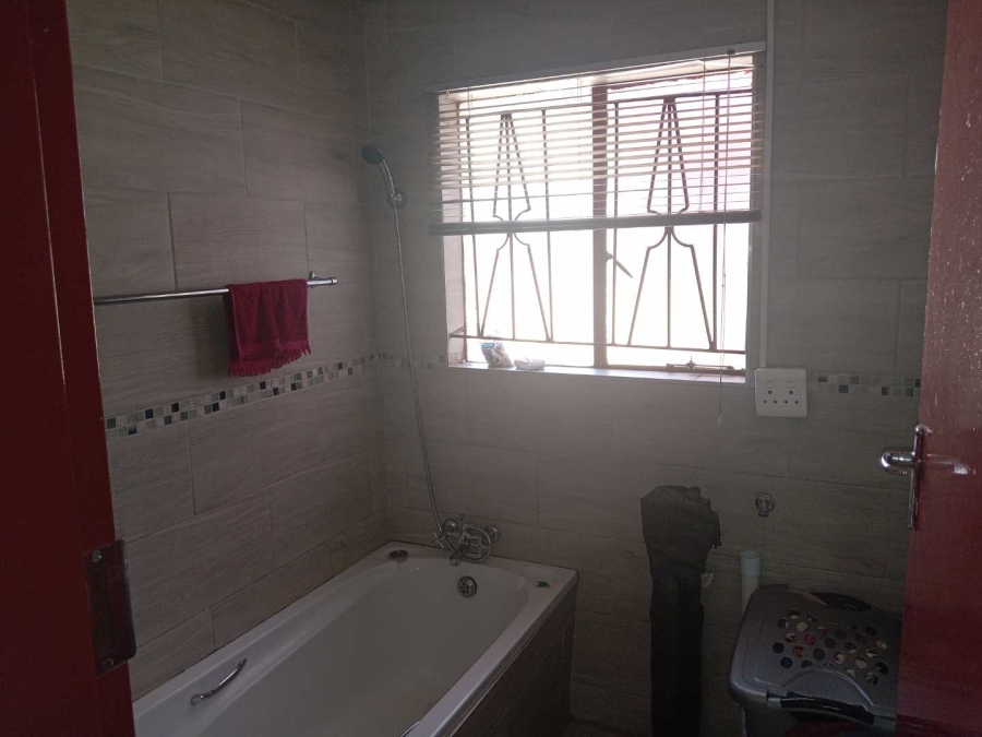 3 Bedroom Property for Sale in Mamelodi East Gauteng