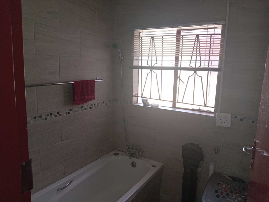 3 Bedroom Property for Sale in Mamelodi East Gauteng