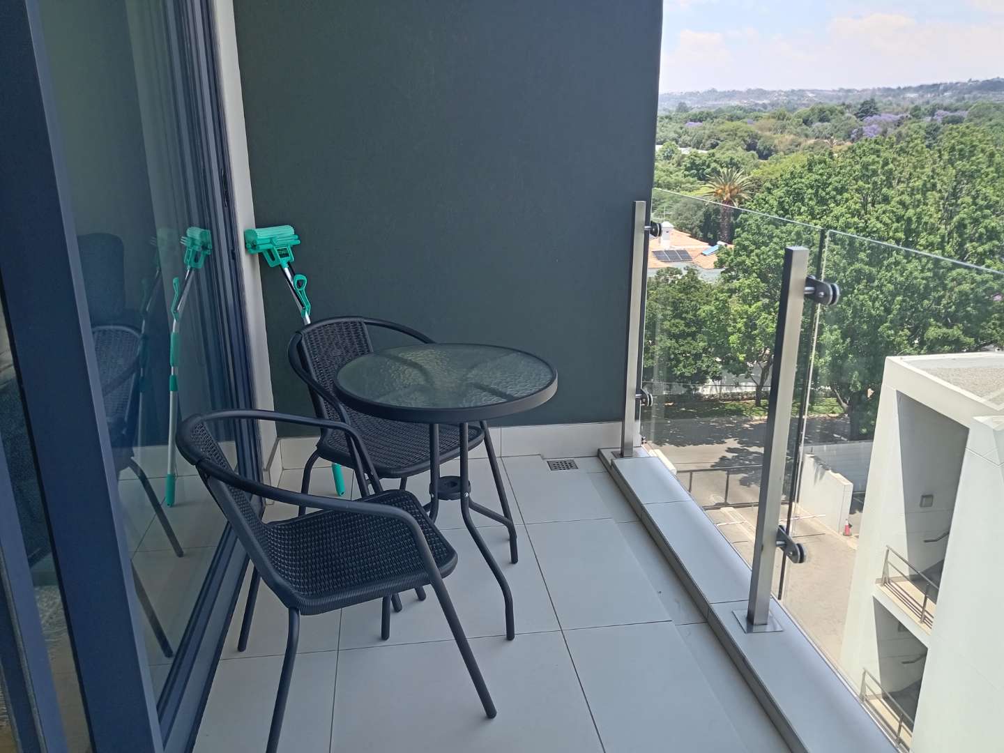 To Let 1 Bedroom Property for Rent in Houghton Gauteng