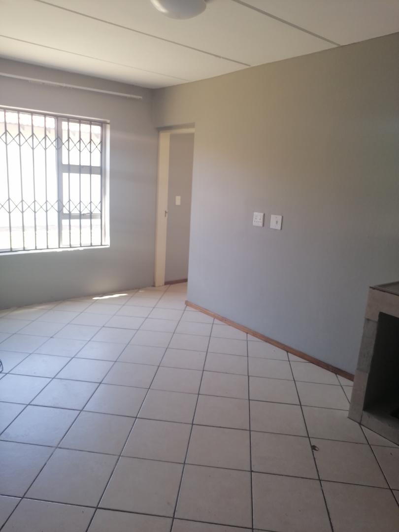 To Let 2 Bedroom Property for Rent in Sharon Park Gauteng