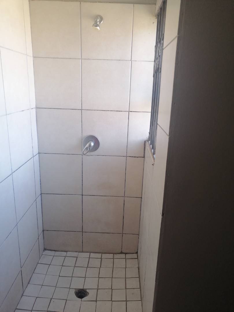 To Let 2 Bedroom Property for Rent in Sharon Park Gauteng