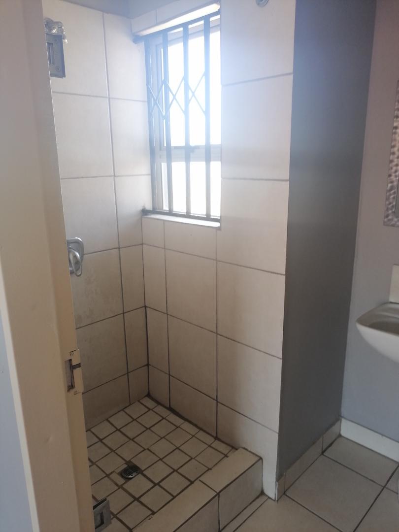 To Let 2 Bedroom Property for Rent in Sharon Park Gauteng