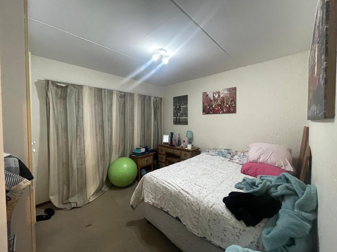 2 Bedroom Property for Sale in Sunninghill Gauteng