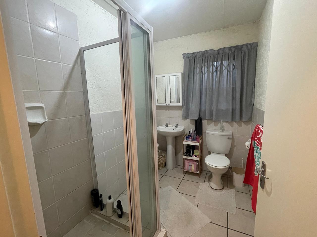 2 Bedroom Property for Sale in Sunninghill Gauteng