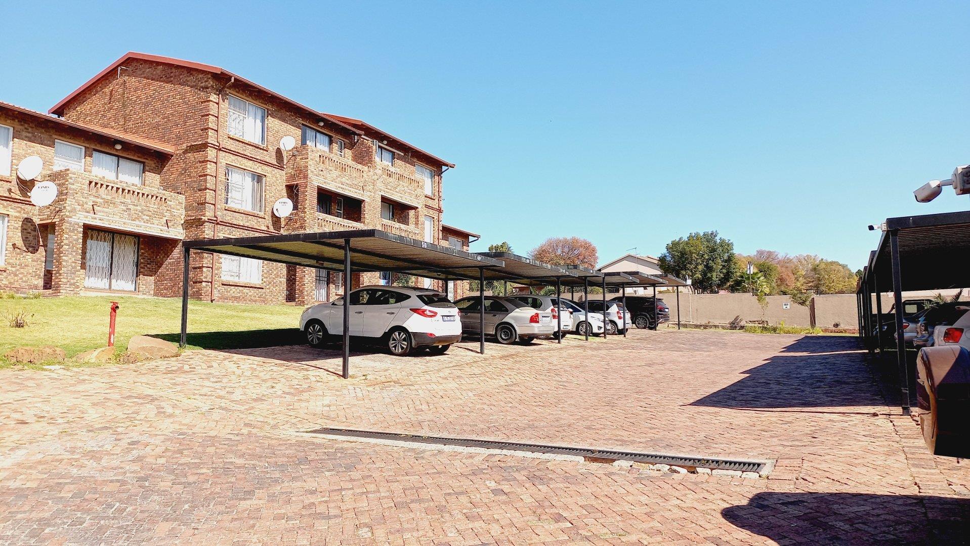 To Let 2 Bedroom Property for Rent in Buccleuch Gauteng