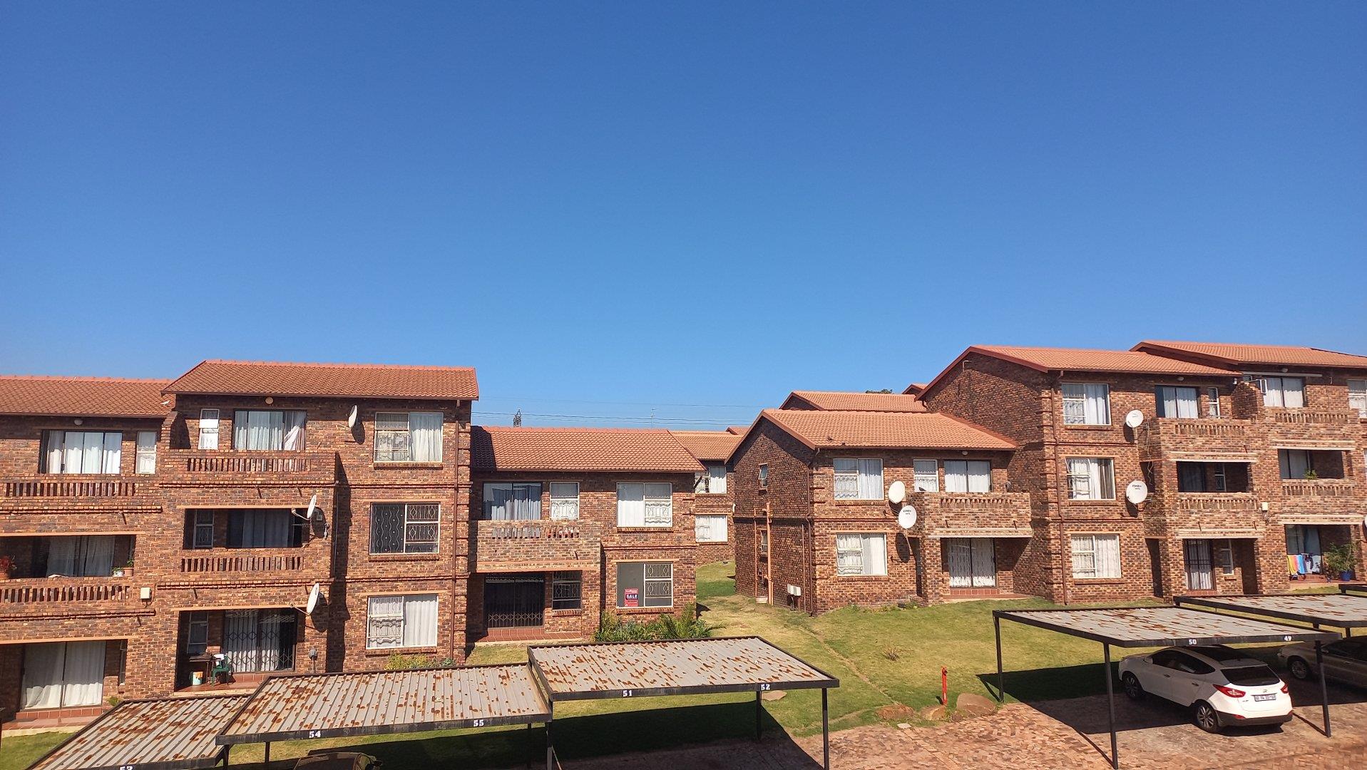 To Let 2 Bedroom Property for Rent in Buccleuch Gauteng