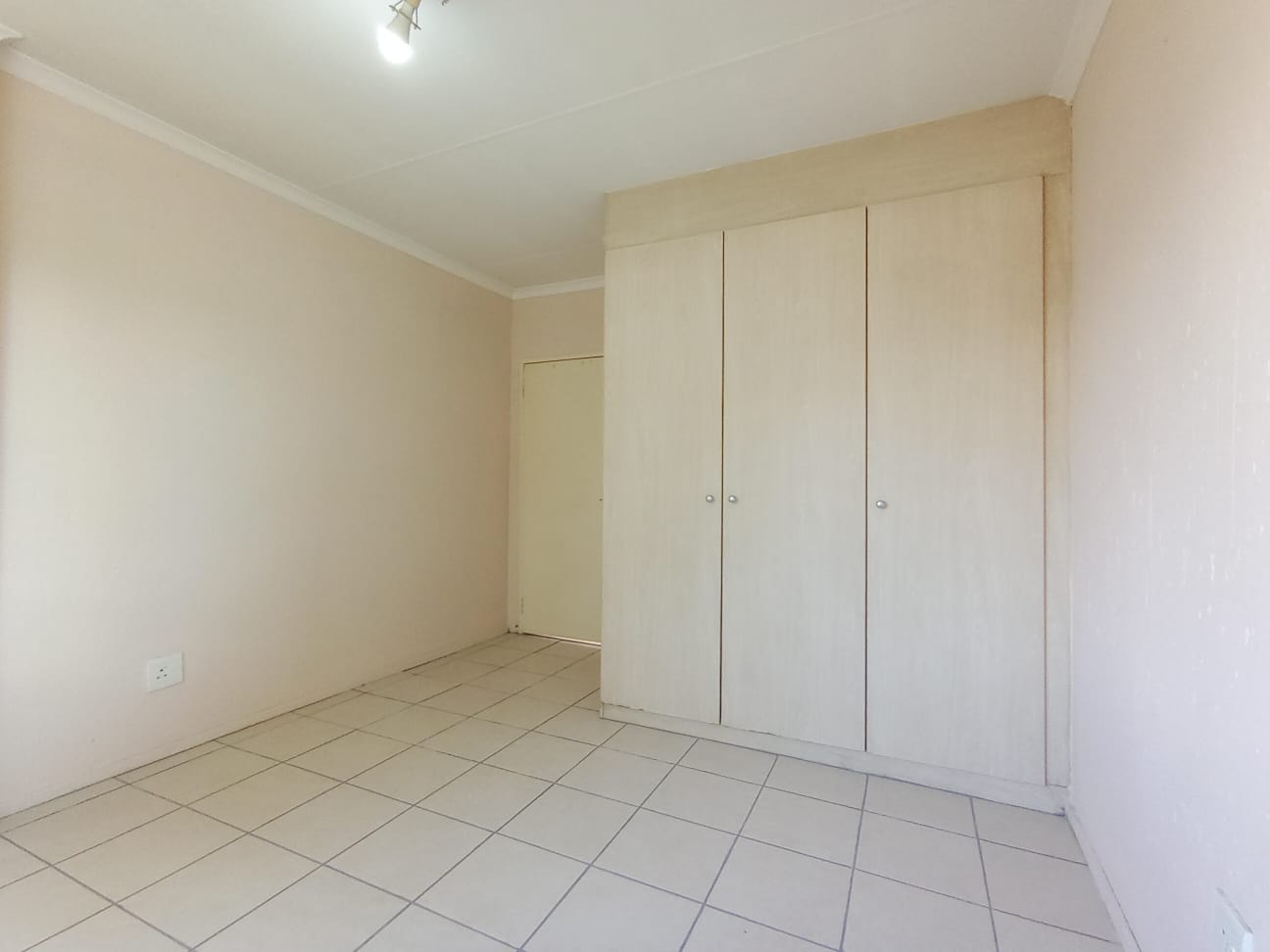 To Let 2 Bedroom Property for Rent in Klippoortje Gauteng