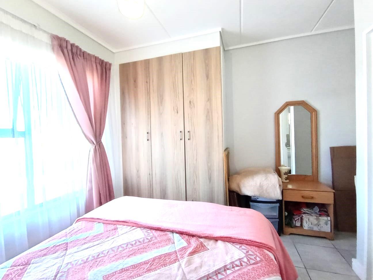 To Let 2 Bedroom Property for Rent in Witfield Gauteng