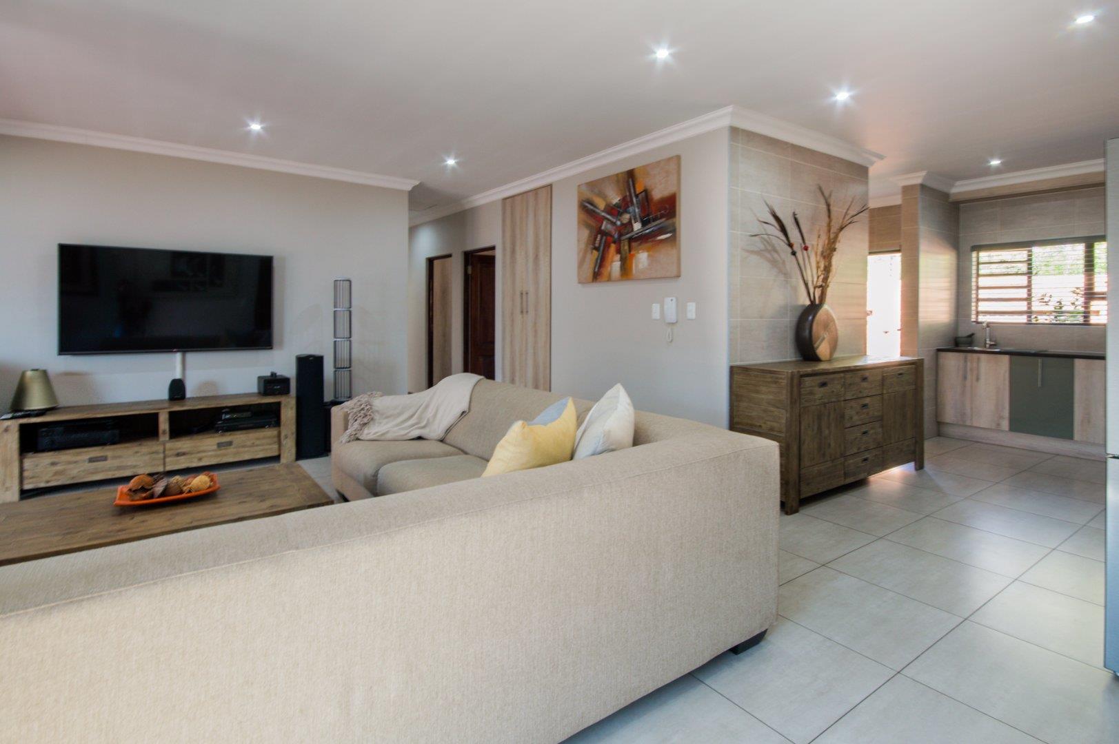 3 Bedroom Property for Sale in Brackenhurst Gauteng