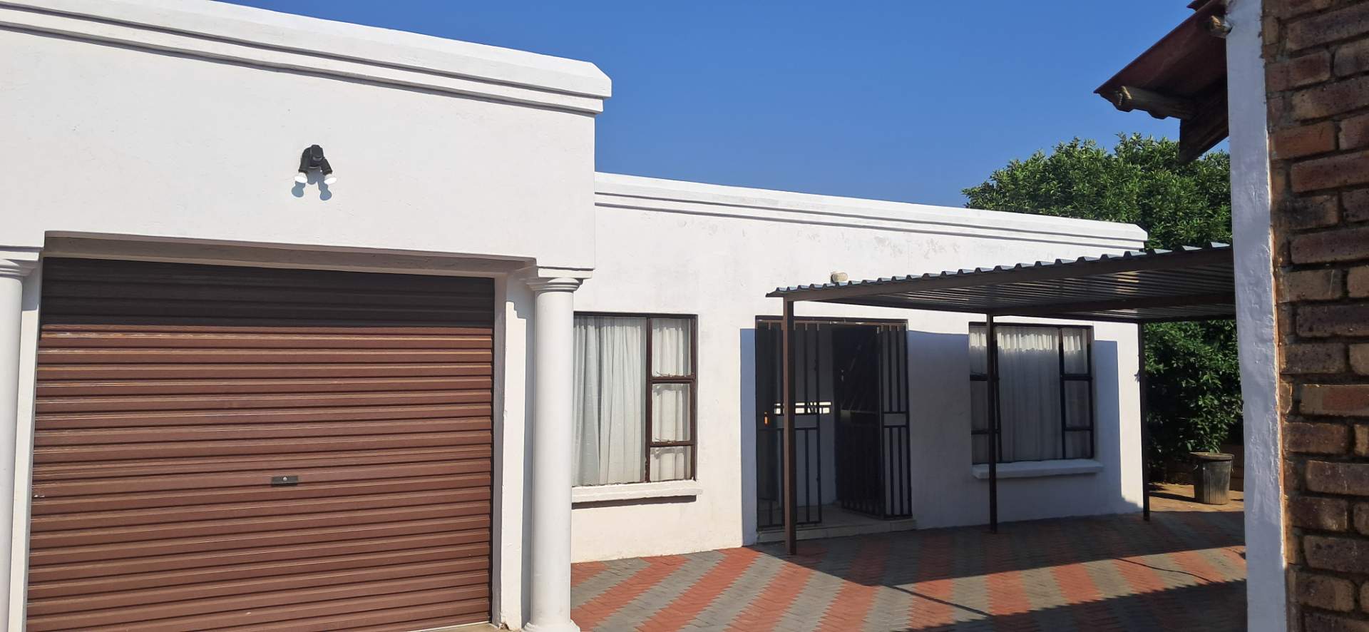 5 Bedroom Property for Sale in Soshanguve JJ Gauteng