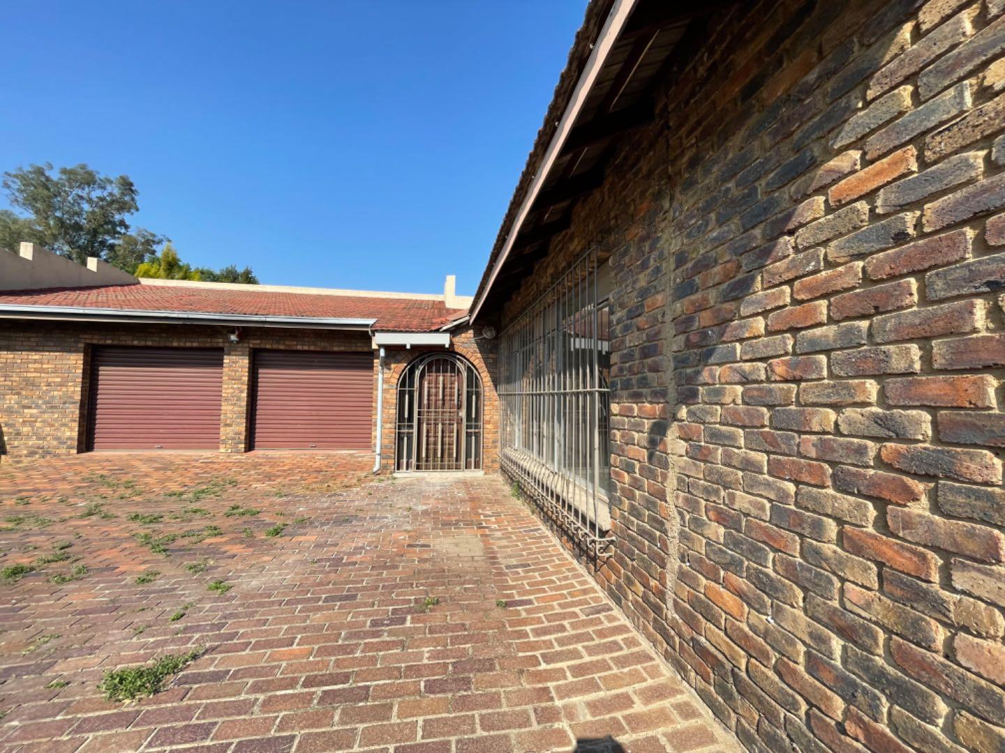 To Let 3 Bedroom Property for Rent in Highway Gardens Gauteng