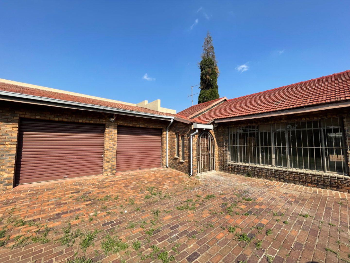 To Let 3 Bedroom Property for Rent in Highway Gardens Gauteng