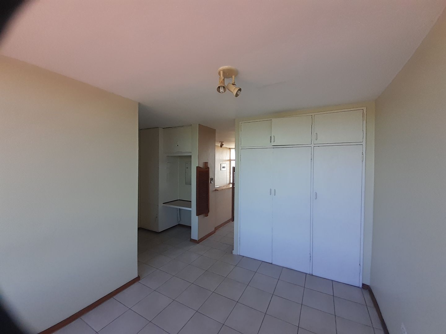 To Let 1 Bedroom Property for Rent in La Montagne Gauteng