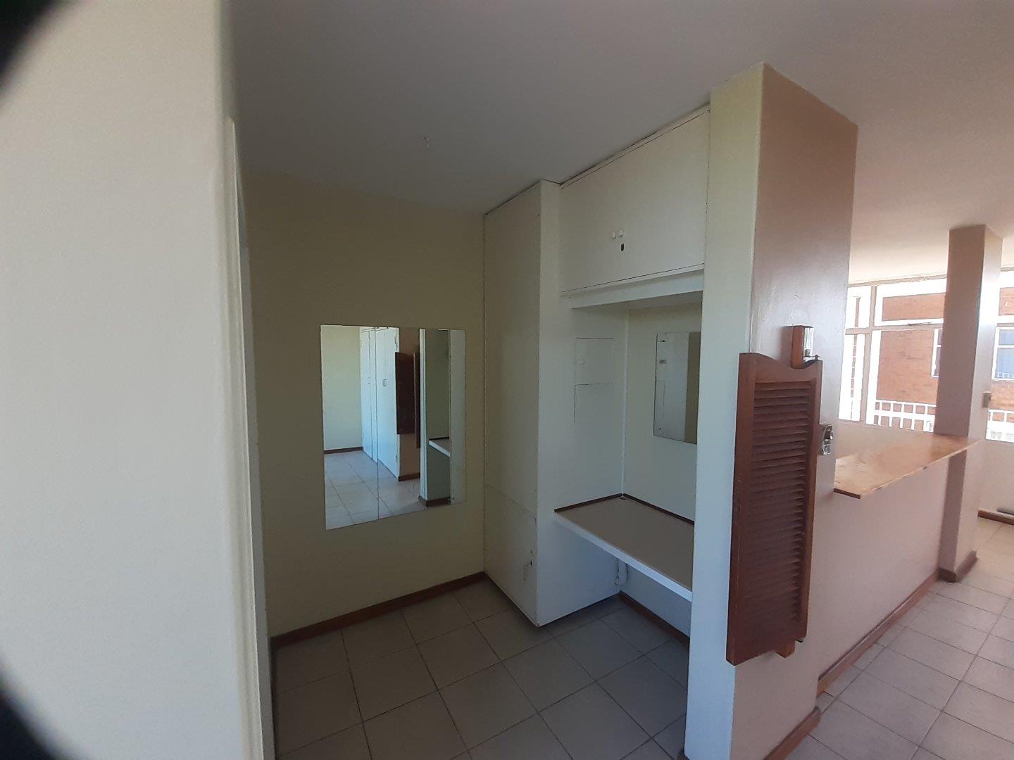 To Let 1 Bedroom Property for Rent in La Montagne Gauteng