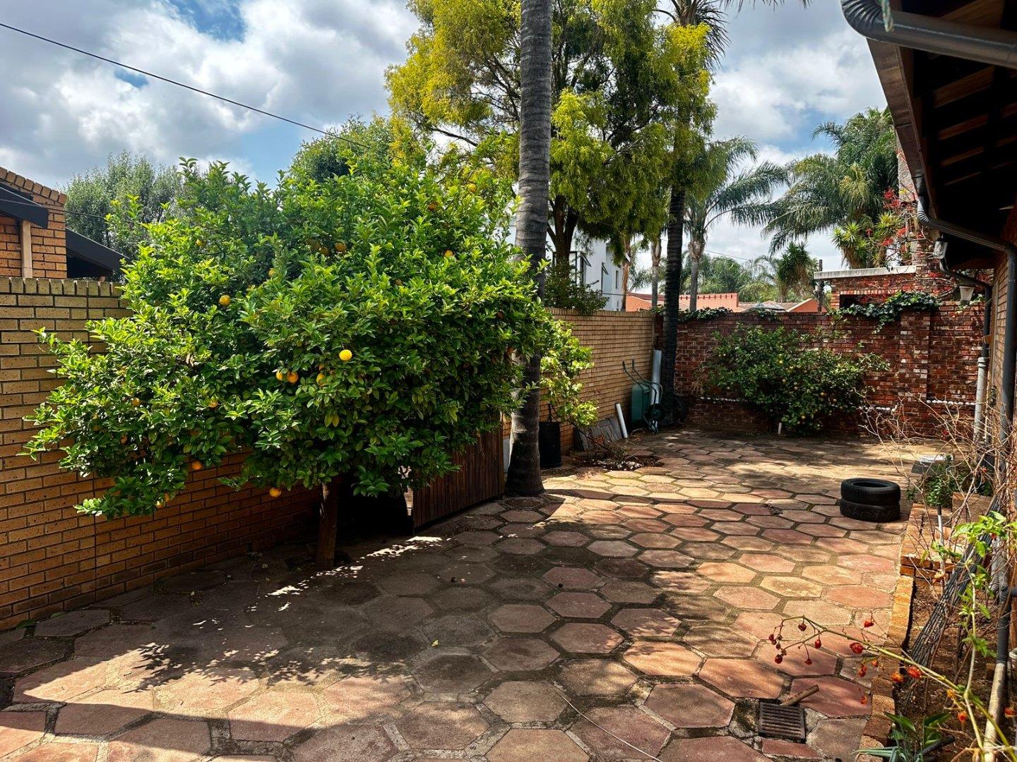 3 Bedroom Property for Sale in Glen Marais Gauteng