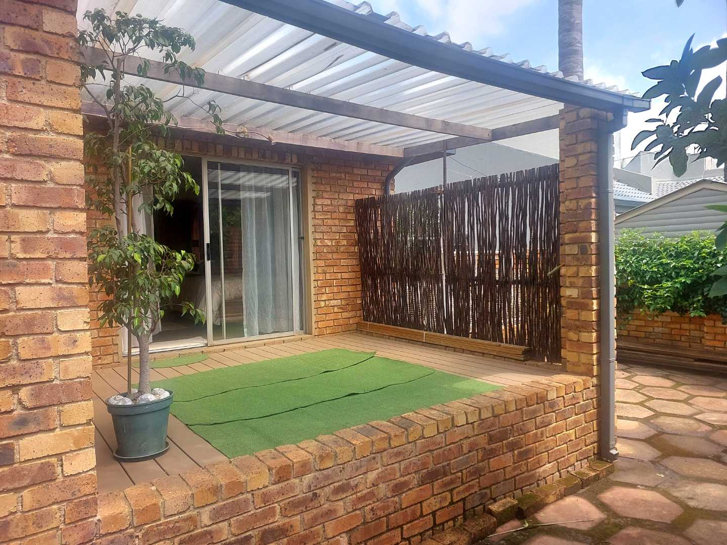 3 Bedroom Property for Sale in Glen Marais Gauteng