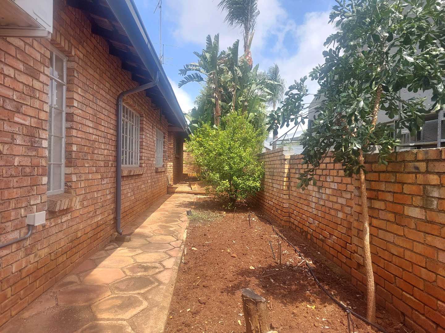 3 Bedroom Property for Sale in Glen Marais Gauteng