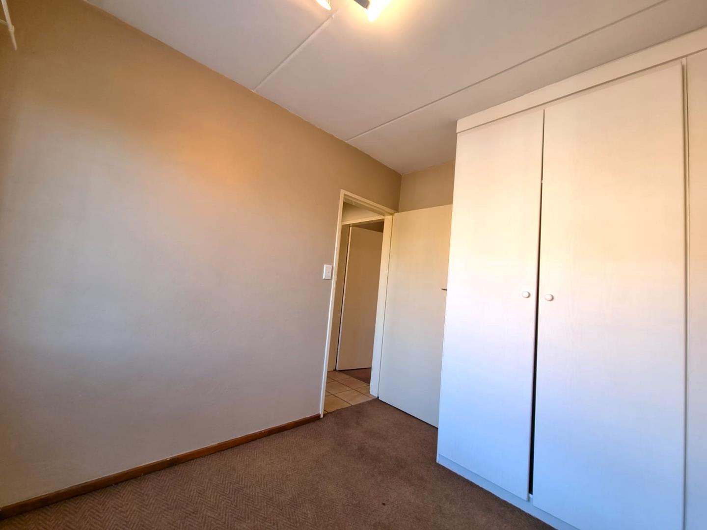 2 Bedroom Property for Sale in Kenmare Gauteng