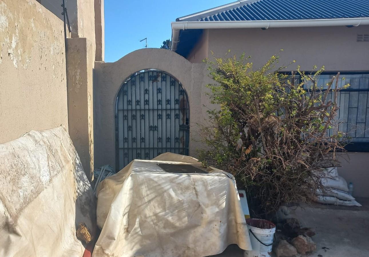 5 Bedroom Property for Sale in South Hills Ext 1 Gauteng