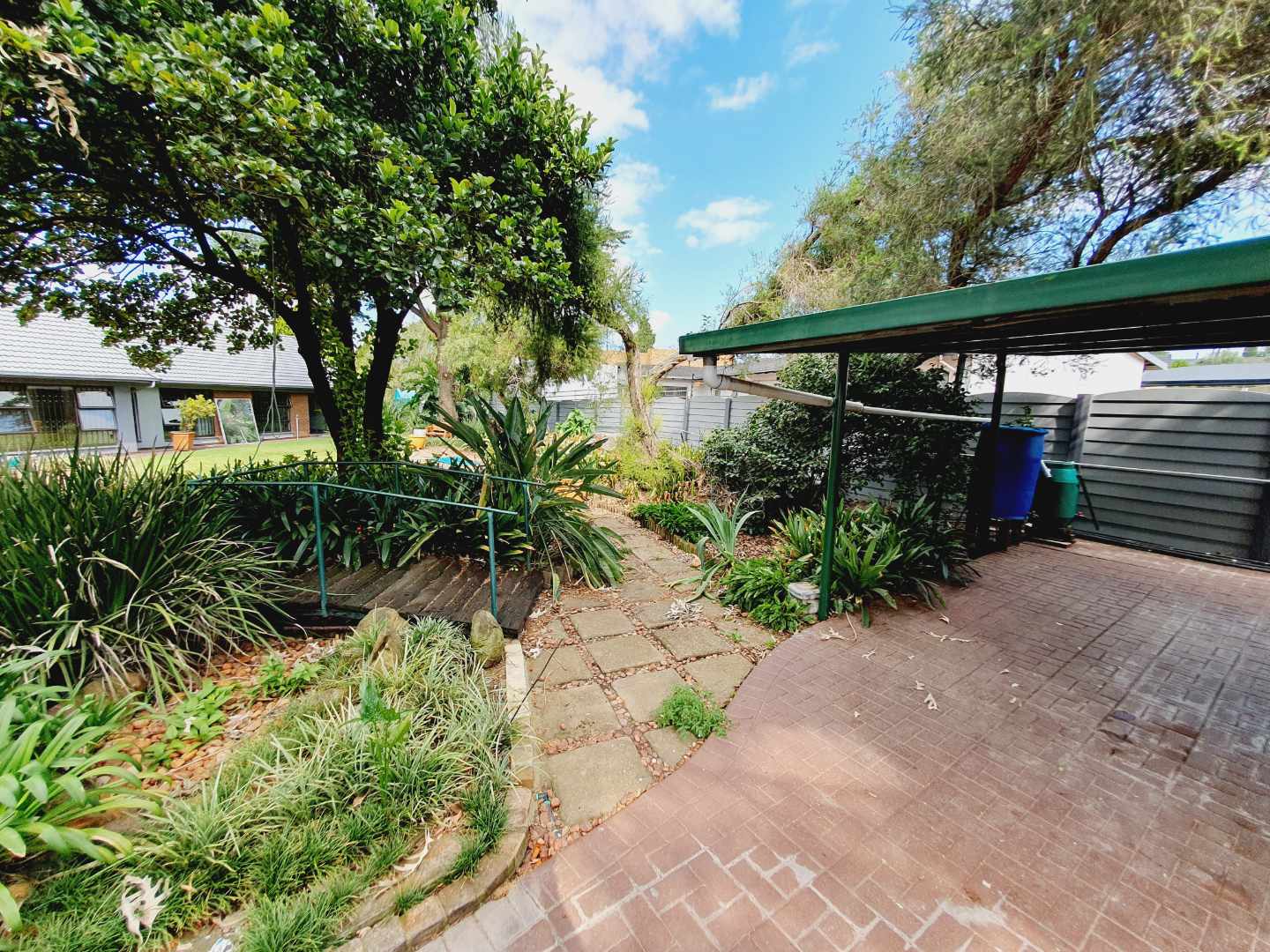 3 Bedroom Property for Sale in Brackenhurst Gauteng