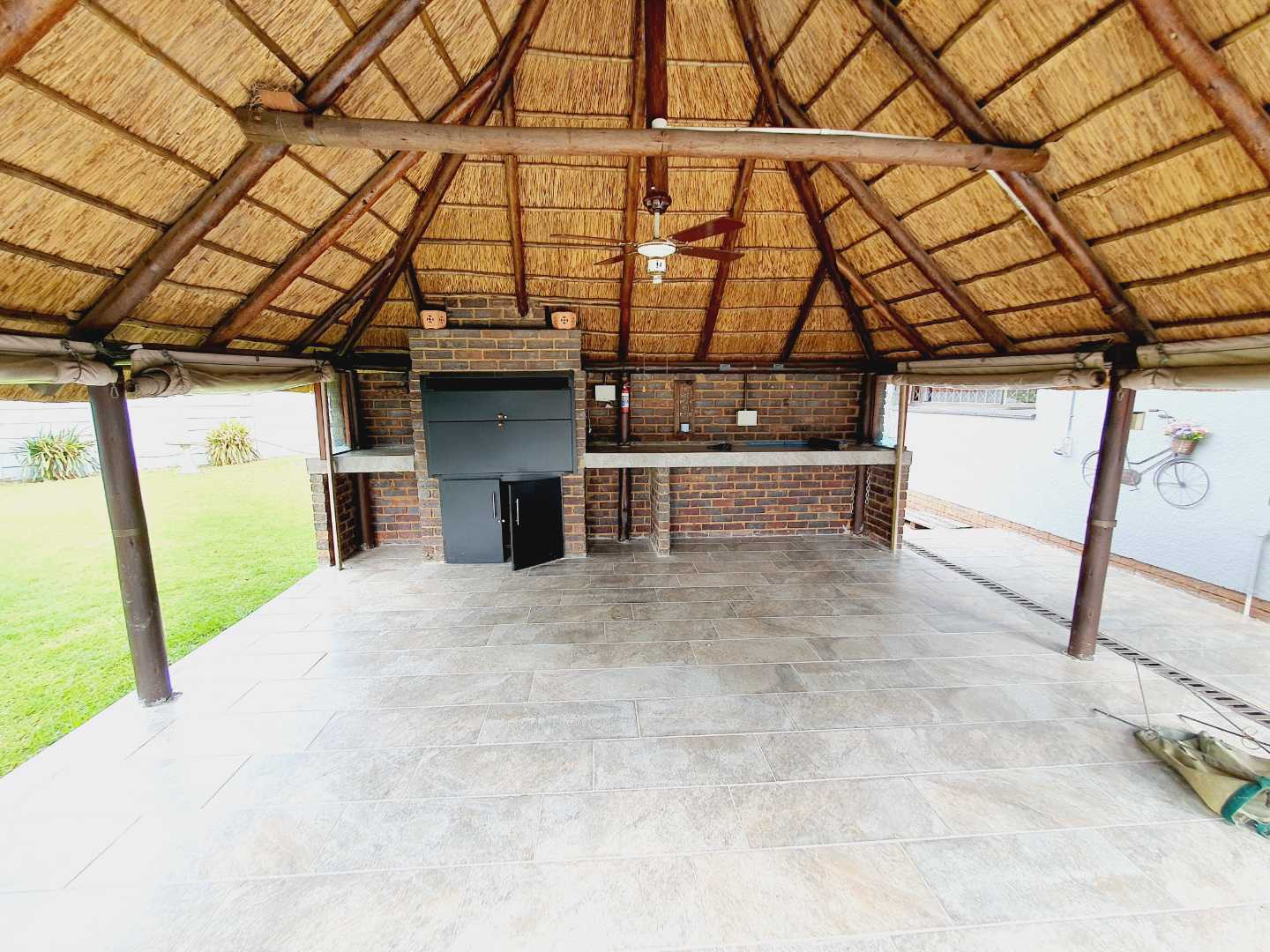 3 Bedroom Property for Sale in Brackenhurst Gauteng