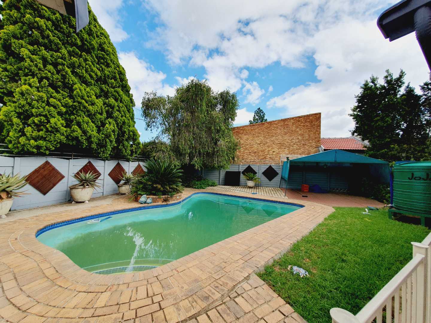 3 Bedroom Property for Sale in Brackenhurst Gauteng