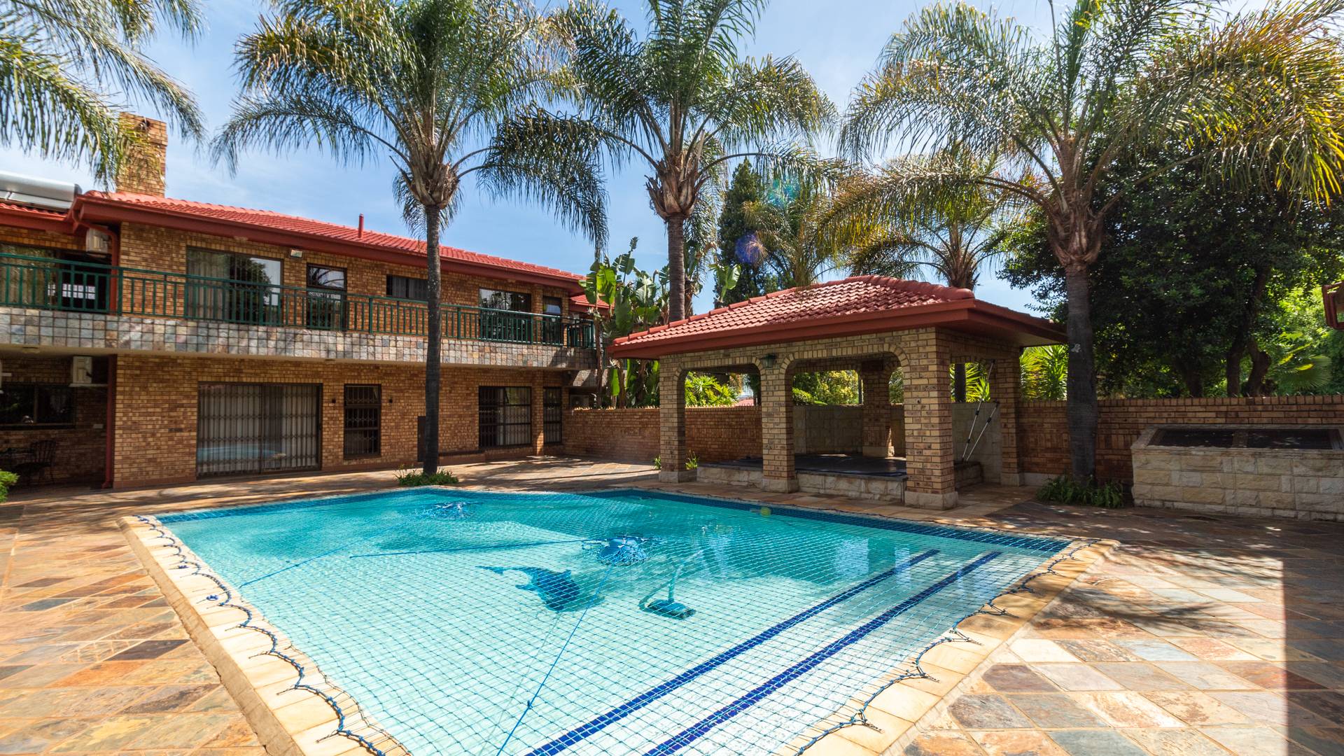 6 Bedroom Property for Sale in Raslouw A H Gauteng