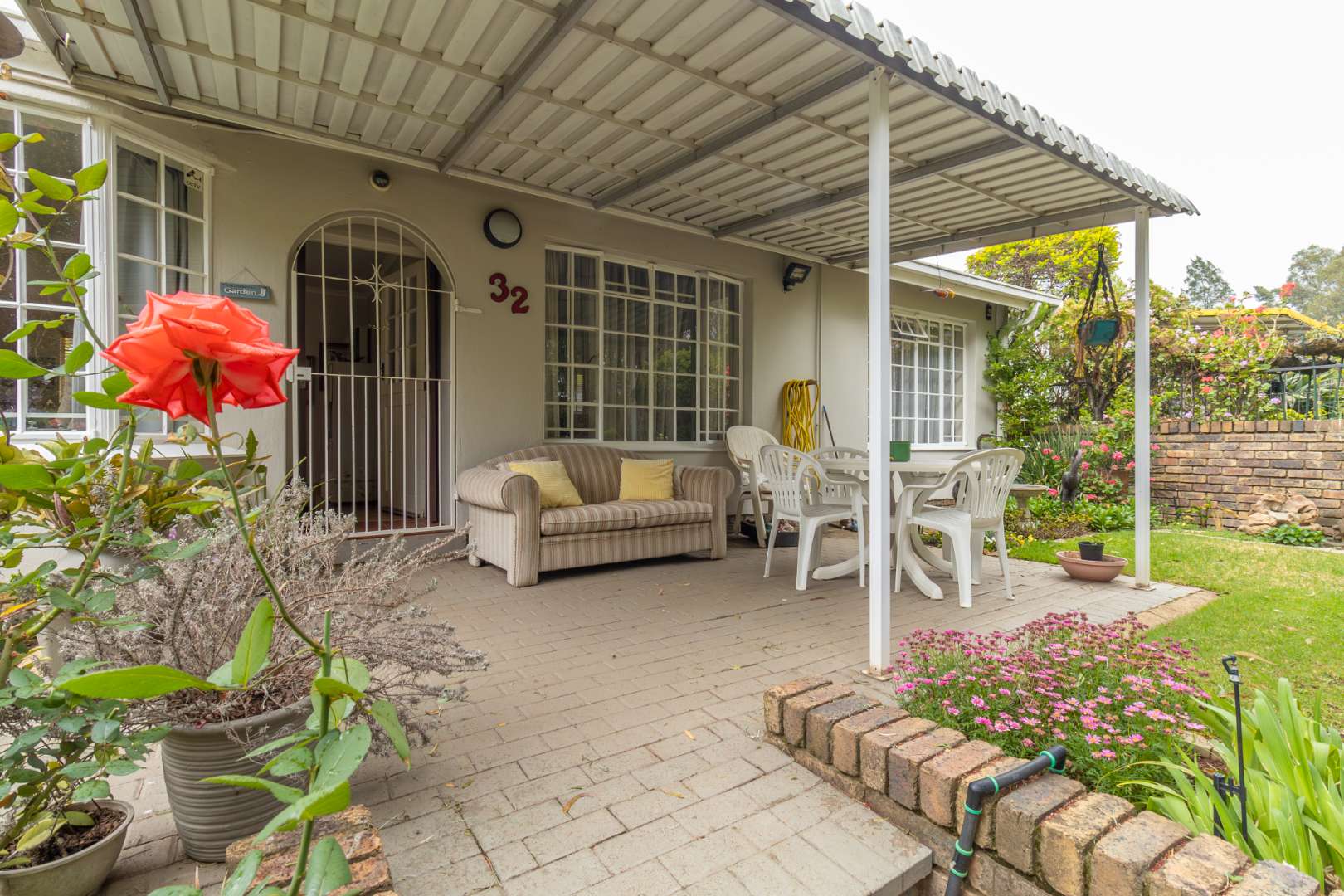 2 Bedroom Property for Sale in Bryanston Gauteng