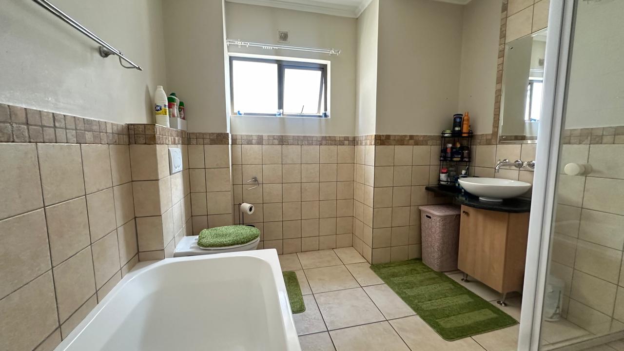 3 Bedroom Property for Sale in Allens Nek Gauteng