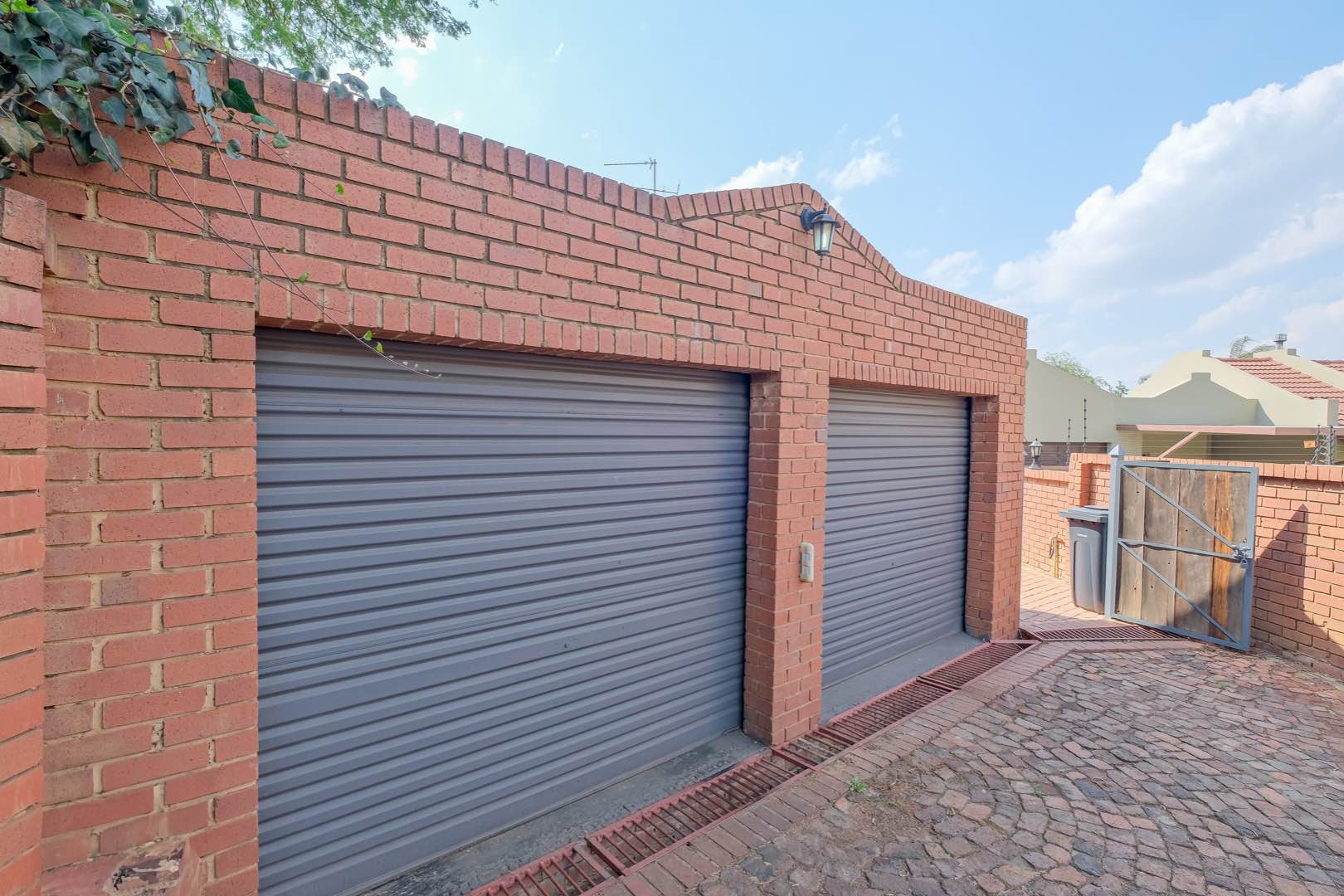 3 Bedroom Property for Sale in Moreleta Park Gauteng