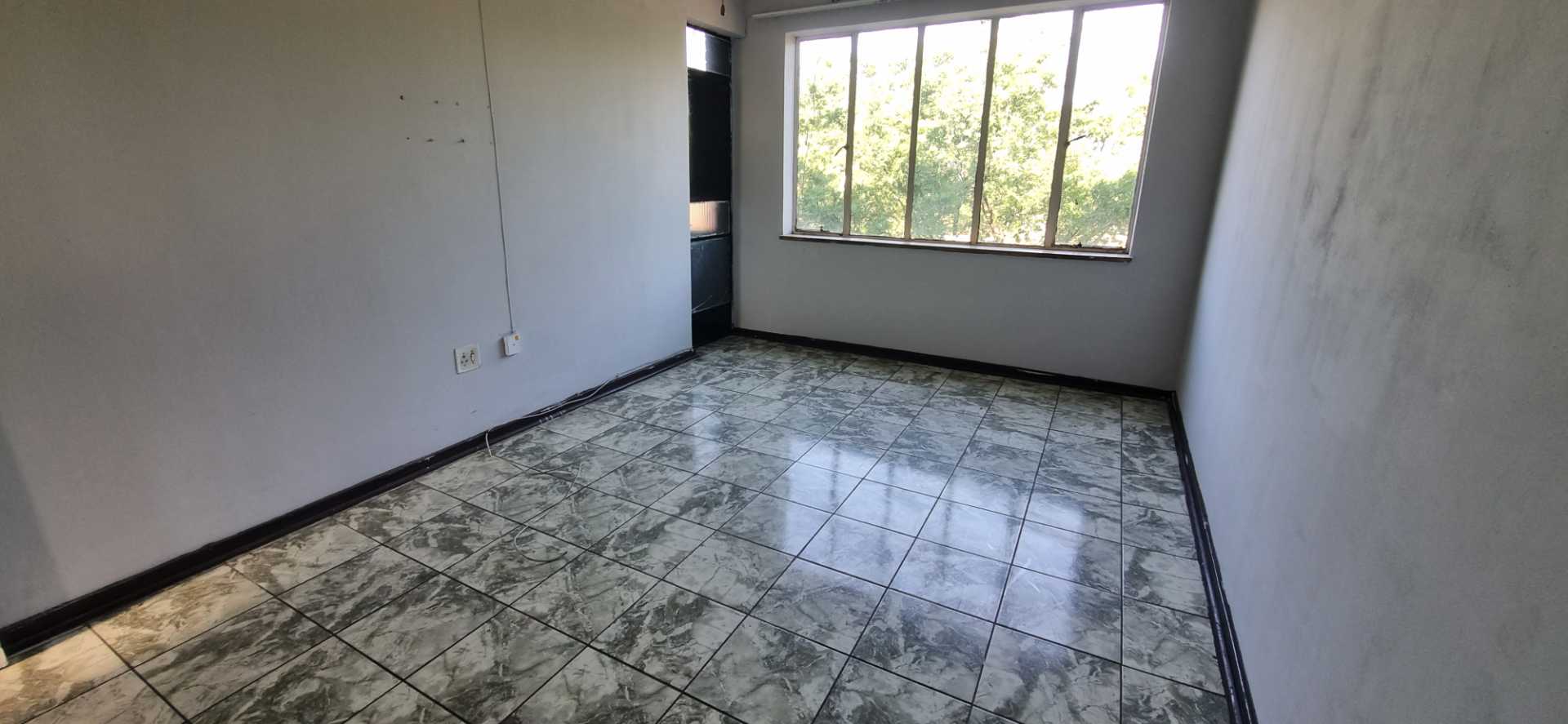 To Let 2 Bedroom Property for Rent in Kenilworth Gauteng