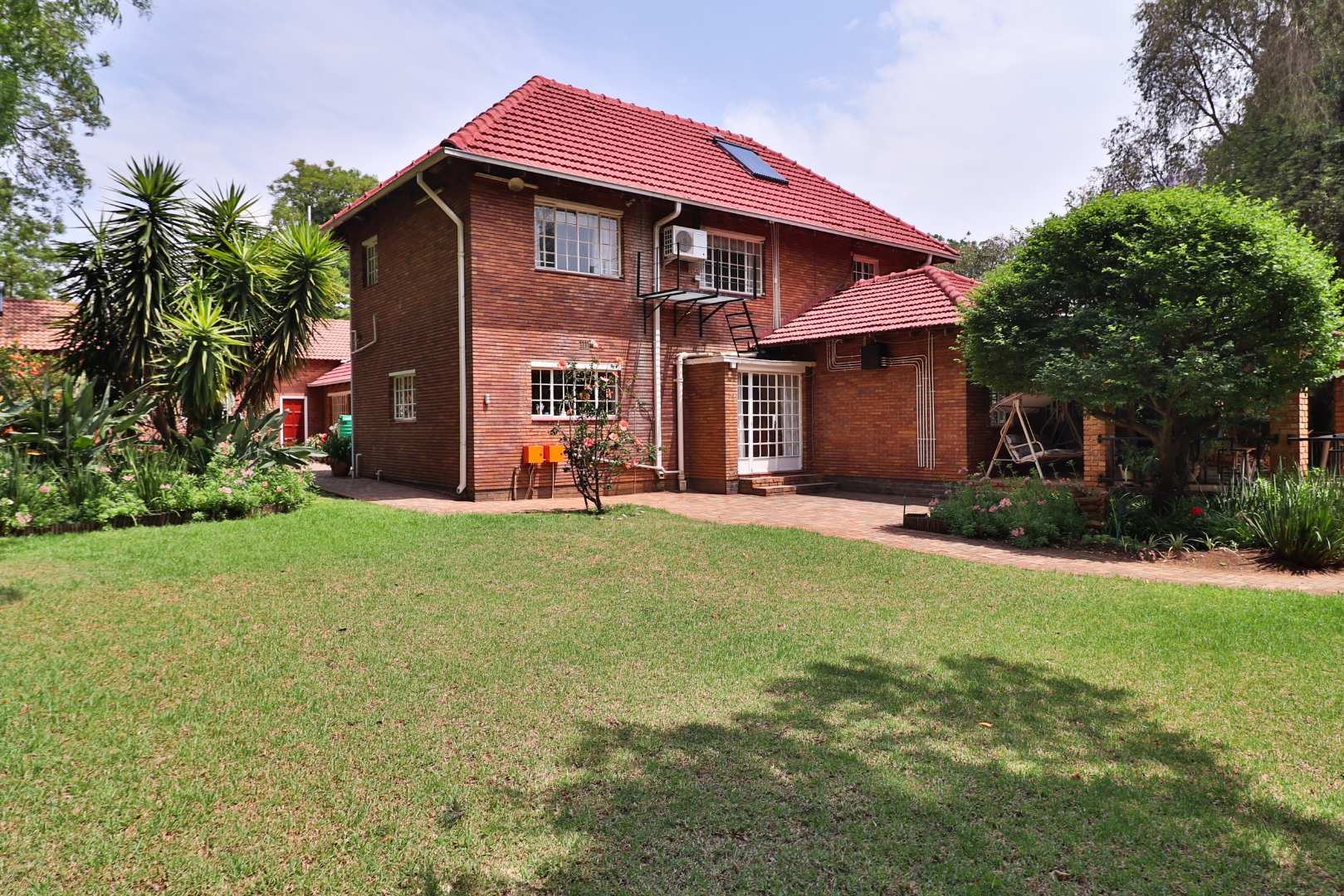 4 Bedroom Property for Sale in Klippoortje Gauteng