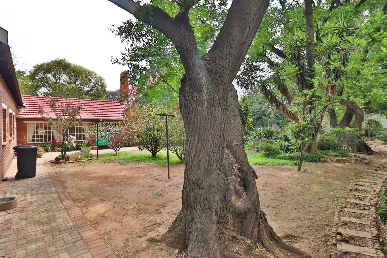 4 Bedroom Property for Sale in Klippoortje Gauteng