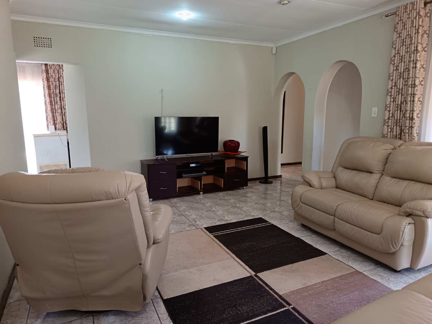 4 Bedroom Property for Sale in Brackendowns Gauteng