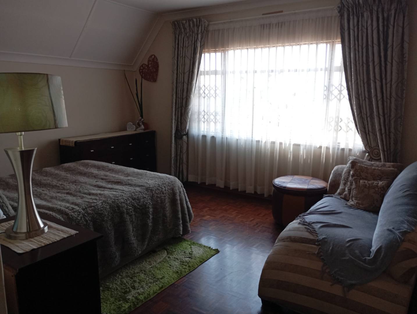 5 Bedroom Property for Sale in Linmeyer Gauteng