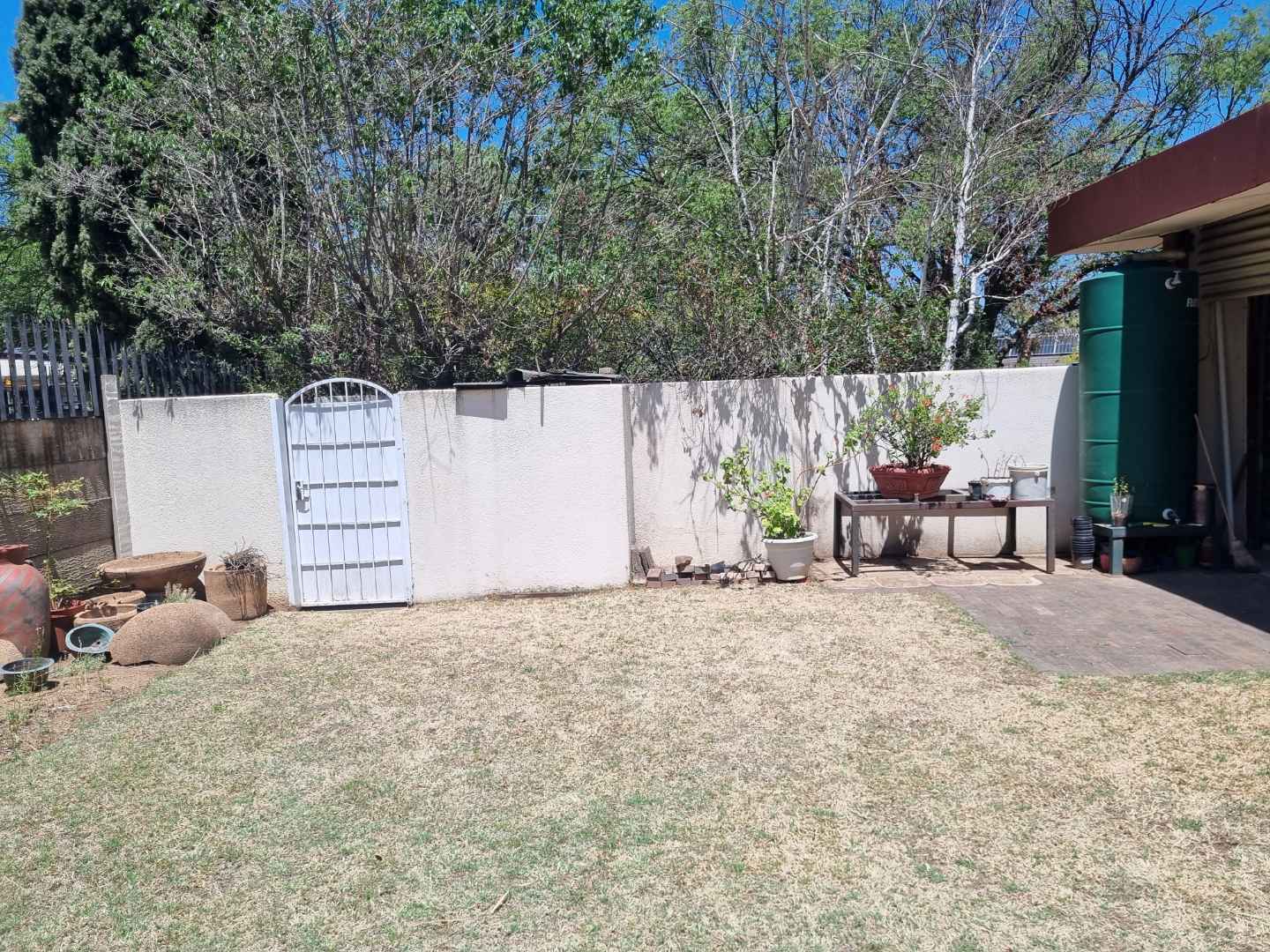 3 Bedroom Property for Sale in Farrarmere Gauteng