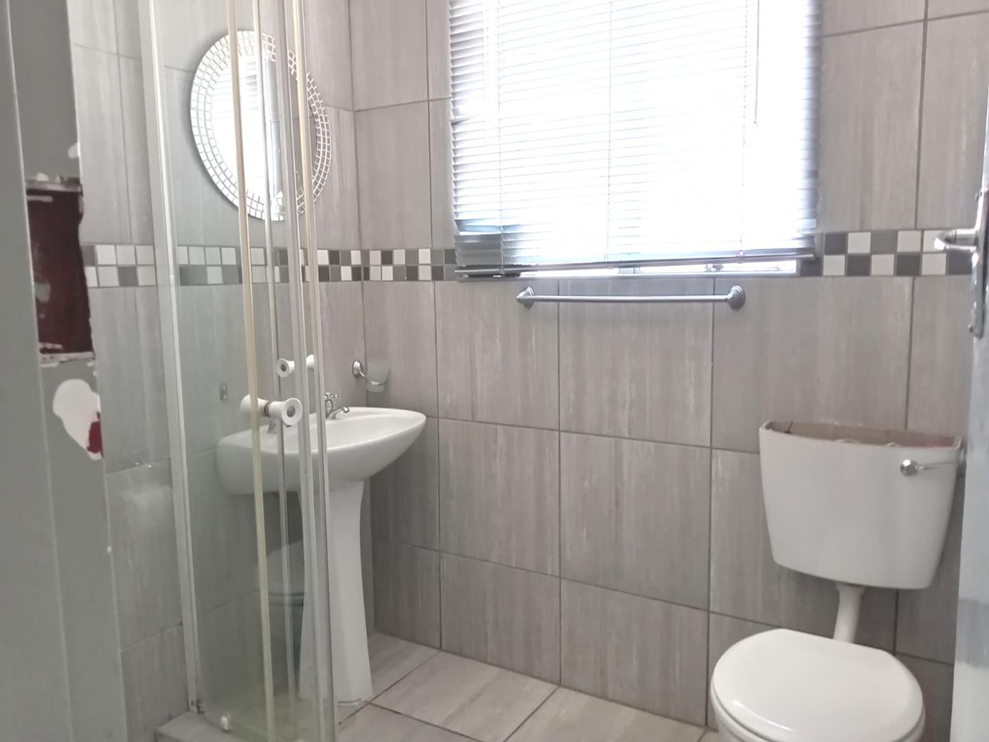 3 Bedroom Property for Sale in Crystal Park Gauteng