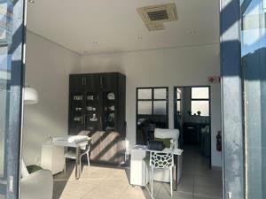 To Let 3 Bedroom Property for Rent in Greenstone Ridge Gauteng