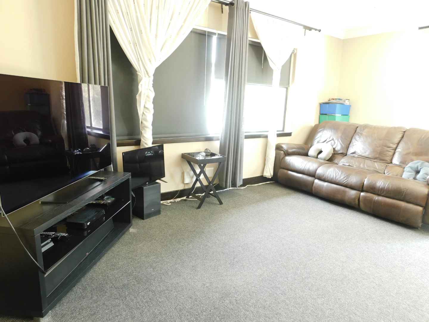 To Let 4 Bedroom Property for Rent in Bryanston Gauteng