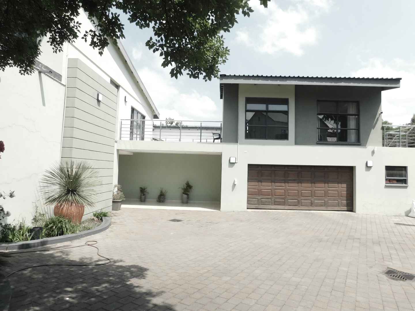 To Let 4 Bedroom Property for Rent in Bryanston Gauteng