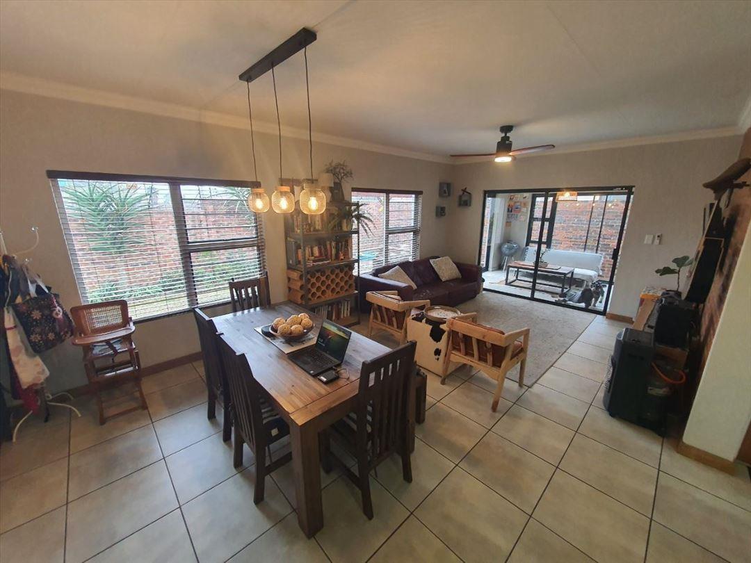 2 Bedroom Property for Sale in Pomona Gauteng