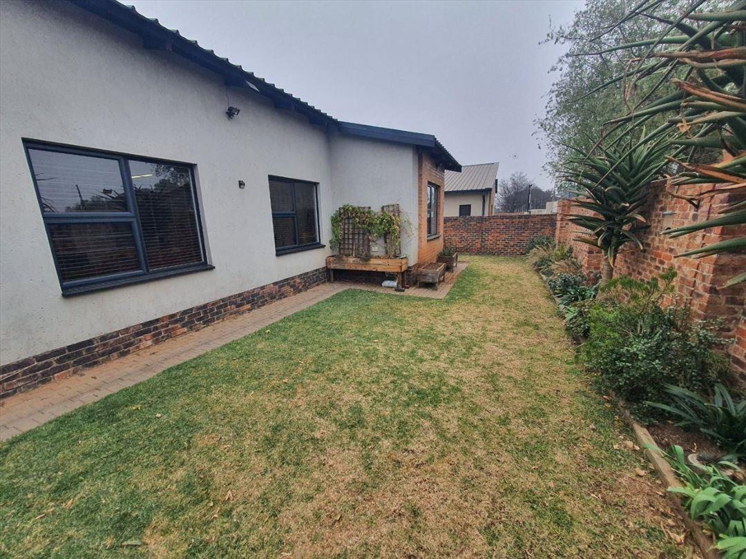 2 Bedroom Property for Sale in Pomona Gauteng